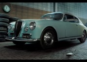 2004 Lancia Thesis wnetrze